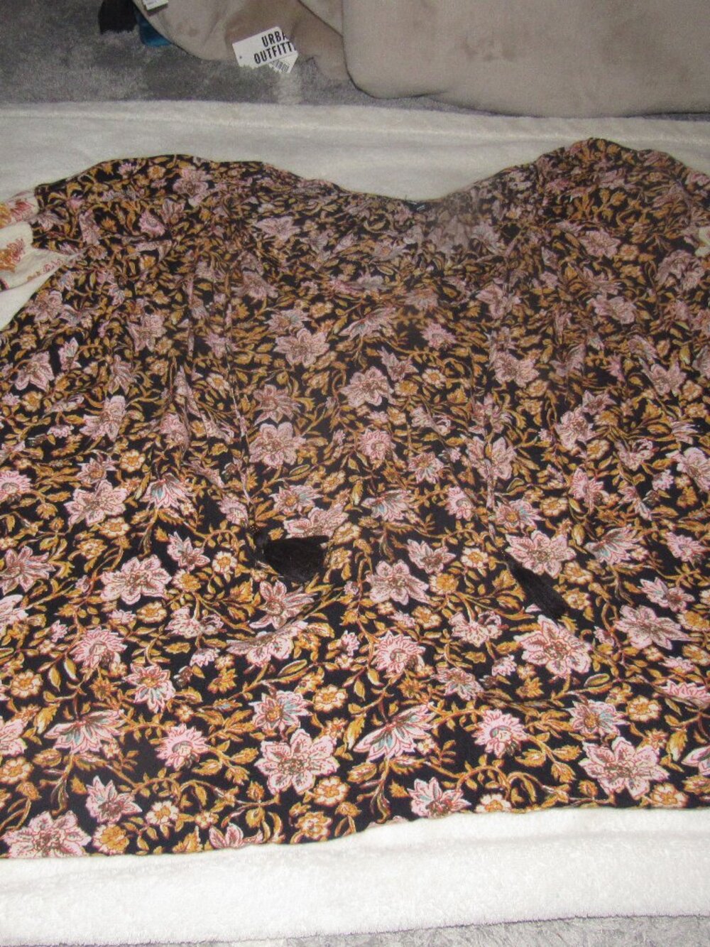 Billabong Boho Floral Print Peasant Browns Top  Size Small  USED